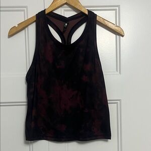 Cropped athletic tank